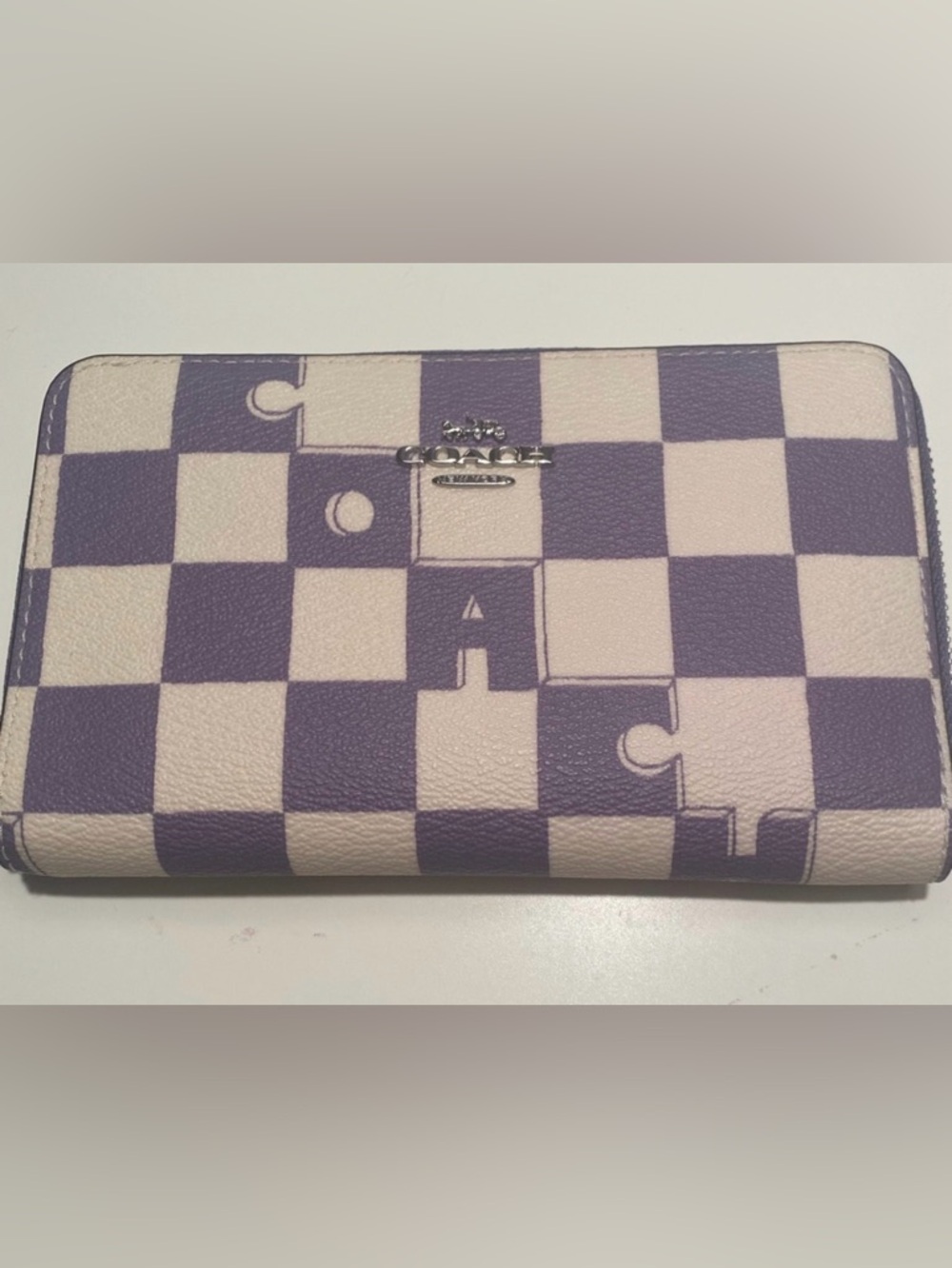 Coach CR789 Medium Id Zip Wallet With Checkerboard Print (Cream/Purple) - EUC